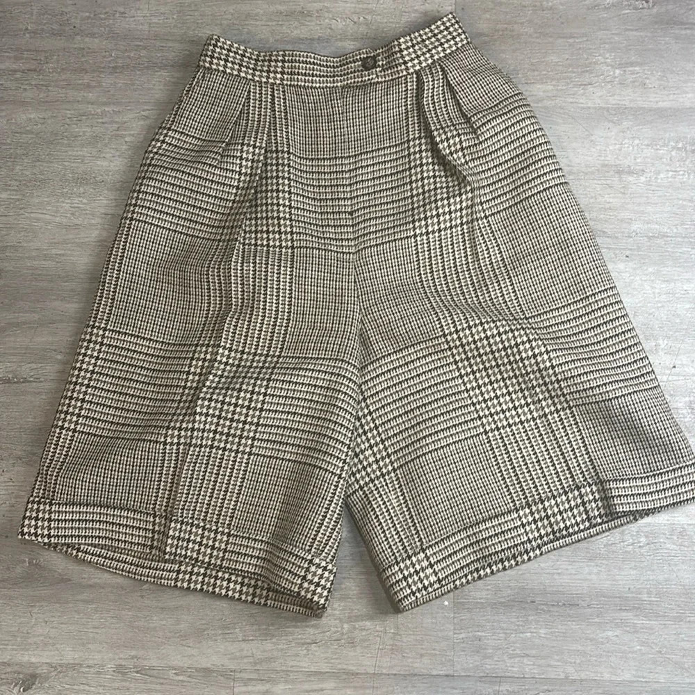 Vintage 1950s Carlisle Sport Houndstooth wool dress Shorts, size 6